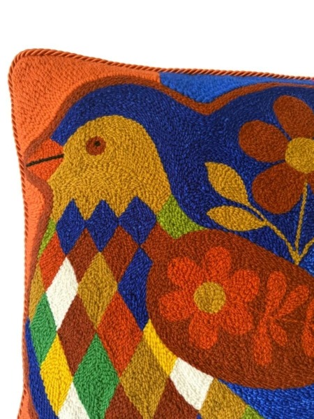 Coussin Oiseau Arlequin – Image 4